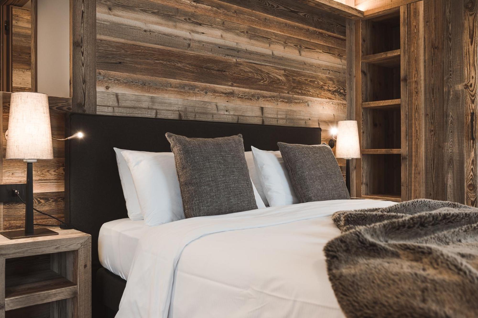 Hotel Alu Mountain Design ボルミオ エクステリア 写真