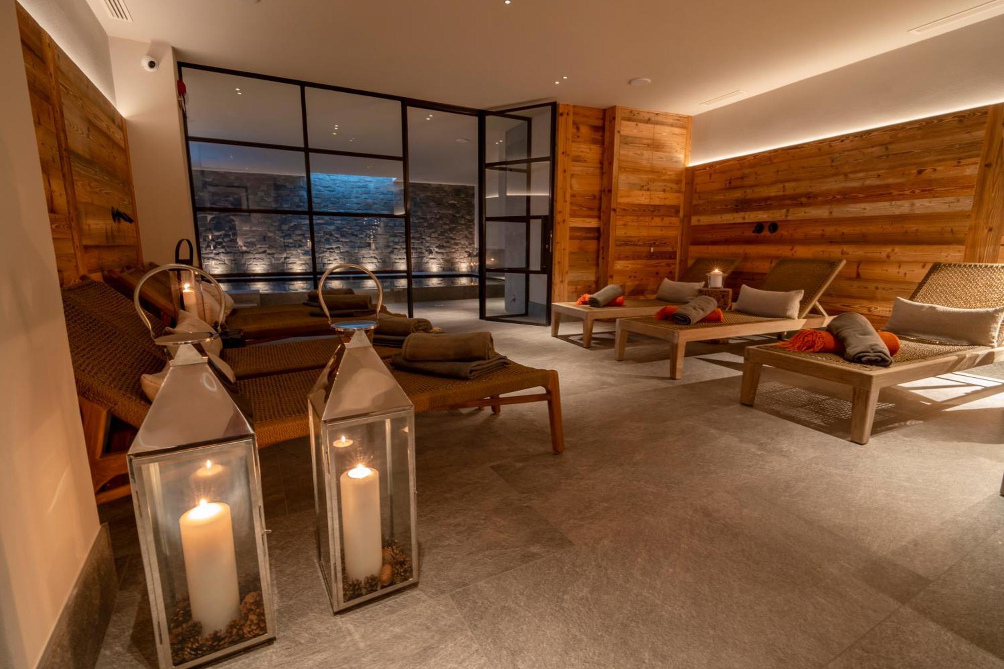 Hotel Alu Mountain Design ボルミオ エクステリア 写真